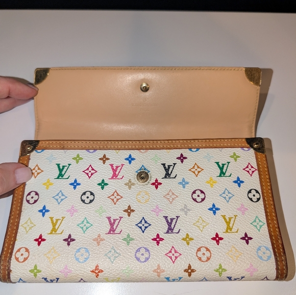 Authentic Louis Vuitton Vintage Murakami Long Wallet - Picture 8 of 13